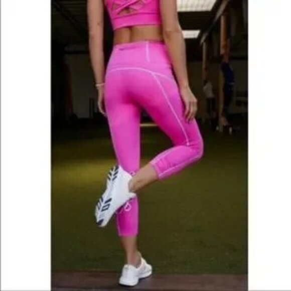 Free People Movement You're a Peach Leggings Vivid Pink Medium - Picture 1 of 11